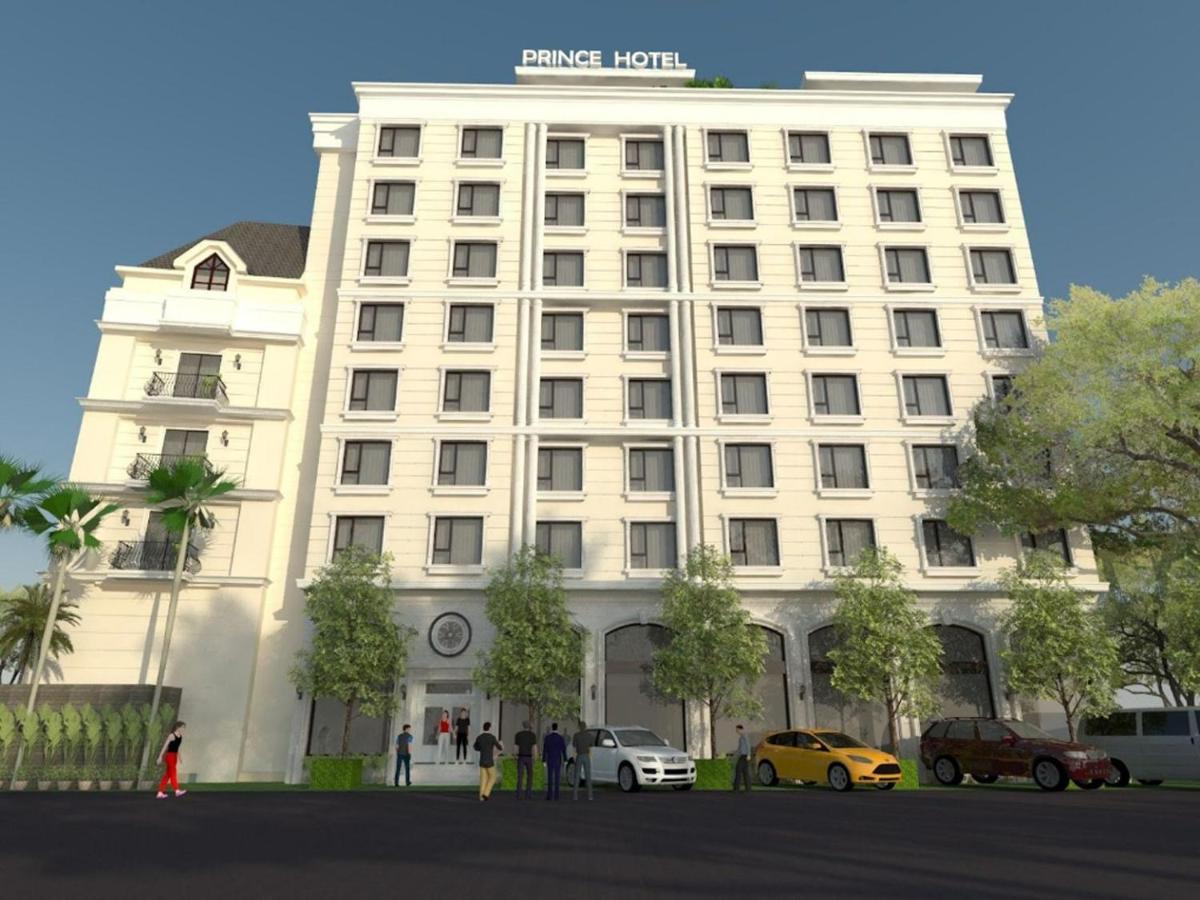 Prince Hotel Yangon Bagian luar foto